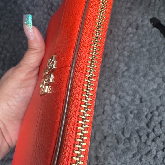 Tory Burch Vibrant Red Leather full size zip wallet - Picture 9 of 9